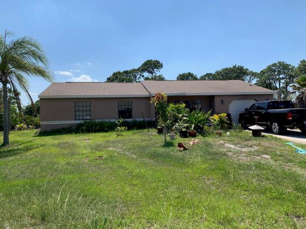 Rainier Lakes At Sandhill Crossing, 1574 SE Belgius Ct, Port St. Lucie, Florida 34952, image 2