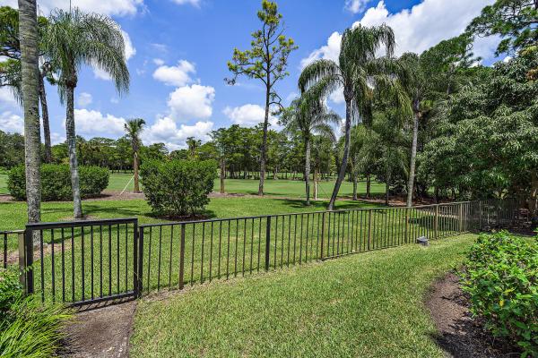 Frenchman's Creek Beach & Country Club, 13401 Provence Dr, Palm Beach Gardens, Florida 33410, image 1