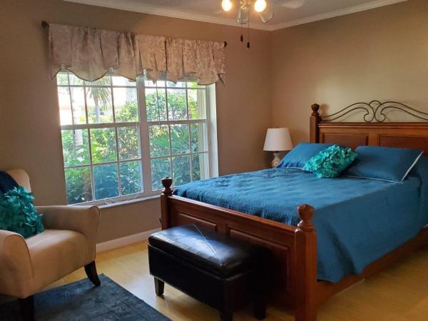Pipers Glen Estates, 6008 Golf Villas Dr, Boynton Beach, Florida 33437, image 2