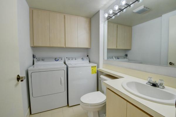 Wellesley At Boynton Beach, 2802 Foxboro Ct, Boynton Beach, Florida 33436, image 1