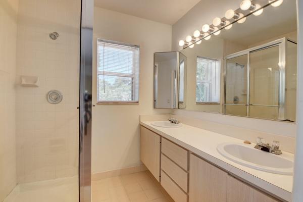 Wellesley At Boynton Beach, 2802 Foxboro Ct, Boynton Beach, Florida 33436, image 2