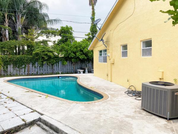 Harwich Courts, 3608 Harwich Ct, Greenacres, Florida 33467, image 1