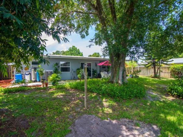 Lakewood Park, 6701 Paso Robles Blvd, Fort Pierce, Florida 34951, image 1