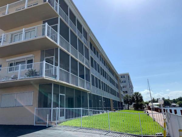 Barclay Square, 2841 NE 33rd Ct #103, Fort Lauderdale, Florida 33306, image 3