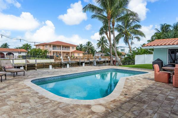 Boca Islands, 1201 SW 4th Ave, Boca Raton, Florida 33432, image 1