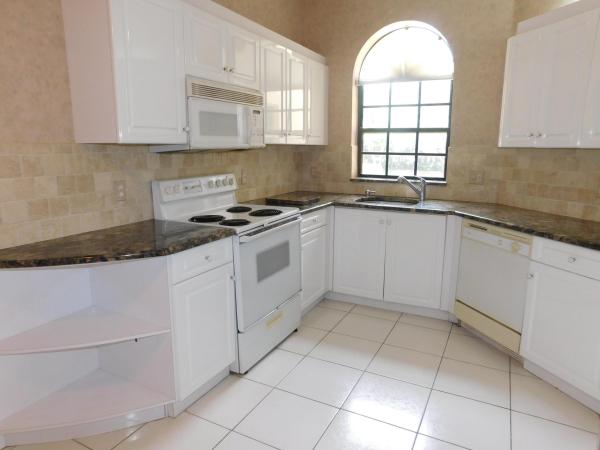Excellente Village, 5163 Europa Dr #J, Boynton Beach, Florida 33437, image 1