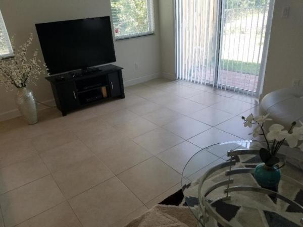 Charleston Commons, 5391 Ellery Ter, West Palm Beach, Florida 33417, image 2