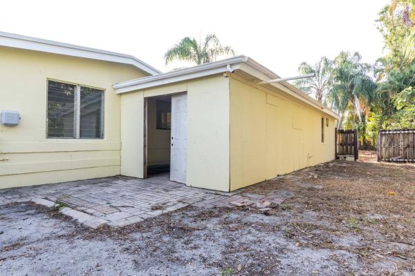 Florida Gardens, 152 Akron Rd, Lake Worth, Florida 33467, image 1