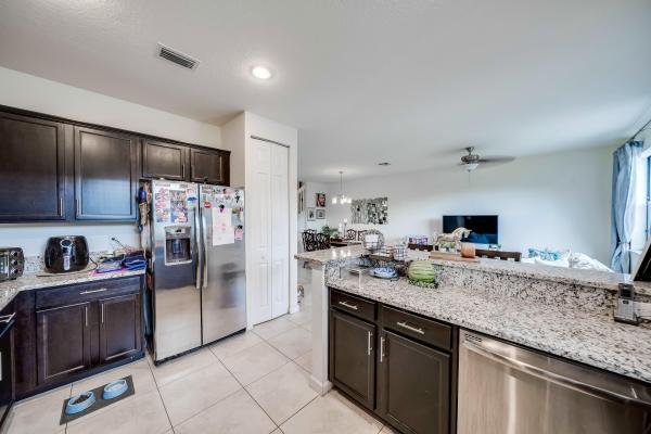 Vaquero Trails, 815 E Village Cir, Davie, Florida 33325, image 3