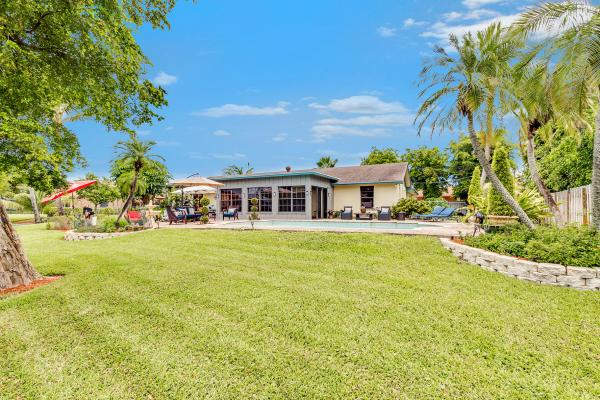 Hypoluxo Village, 3230 Tropical Trl, Lake Worth, Florida 33462, image 1