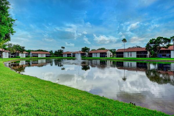 Palm Chase Lakes, 10439 S Circle Lake Dr #102, Boynton Beach, Florida 33437, image 3