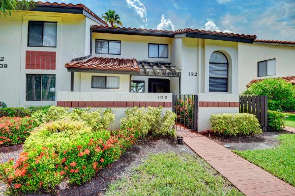 Palm Chase Lakes, 10439 S Circle Lake Dr #102, Boynton Beach, Florida 33437, image 2
