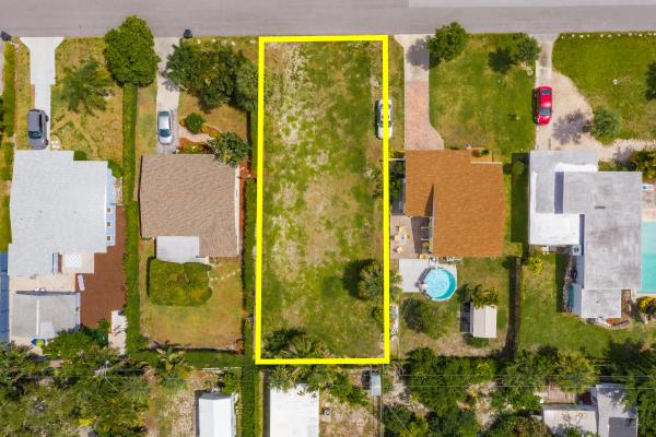 Dell Park, 226 NE 11th St, Delray Beach, Florida 33444, image 1