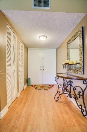 Palm Greens At Villa Del Ray, 5660 Spindle Palm Ct #C, Delray Beach, Florida 33484, image 1