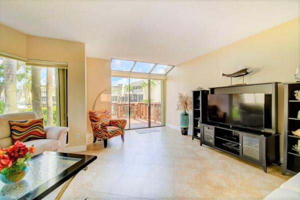 The Enclave At Boca Cove, 1123 Boca Cove Ln, Highland Beach, Florida 33487, image 2