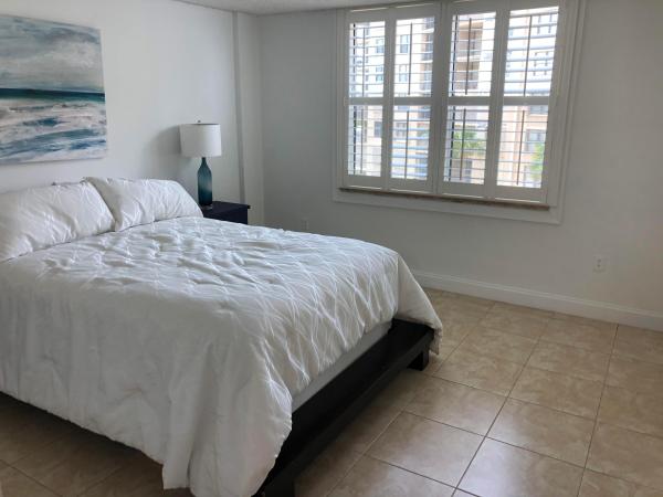 Palm Beach Harbour Club, 3545 S Ocean Blvd #415, South Palm Beach, Florida 33480, image 3