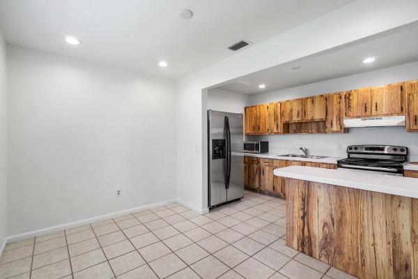 Laurel, 1603 Holly St, Lantana, Florida 33462, image 3
