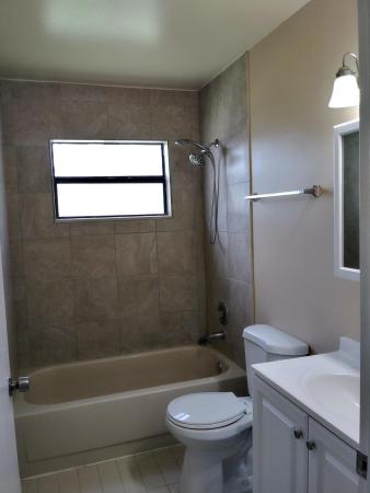 1637 Meadows Cir W, Boynton Beach, Florida 33436, image 3