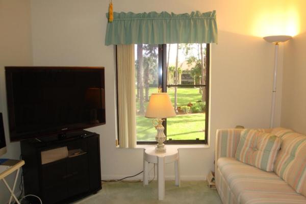 Pine Ridge North 4, 818 Sky Pine Way #H2, Greenacres, Florida 33415, image 2