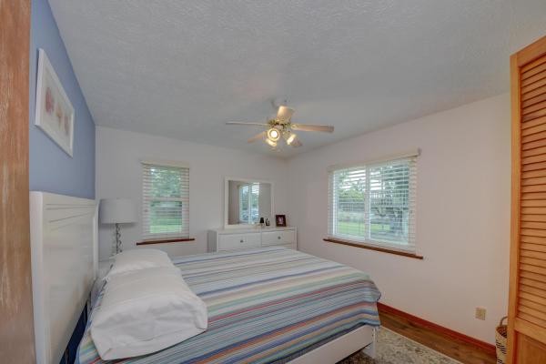 Driftwood Manor, 1107 Kingswood Ln, Fort Pierce, Florida 34982, image 1