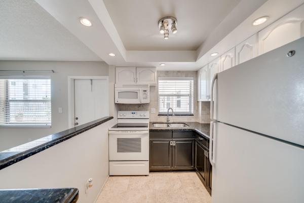 Sun Haven Towers, 1720 Jefferson St #209, Hollywood, Florida 33020, image 1