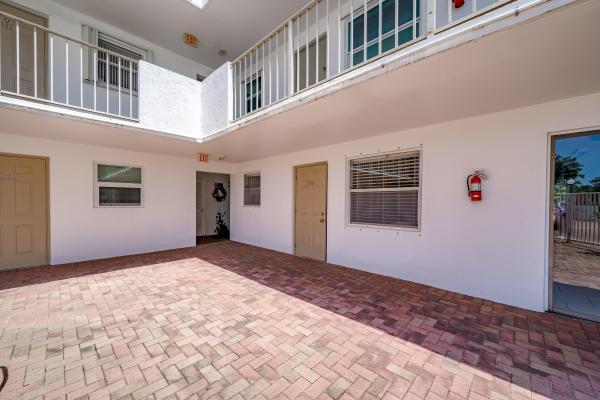 Sun Haven Towers, 1720 Jefferson St #209, Hollywood, Florida 33020, image 2