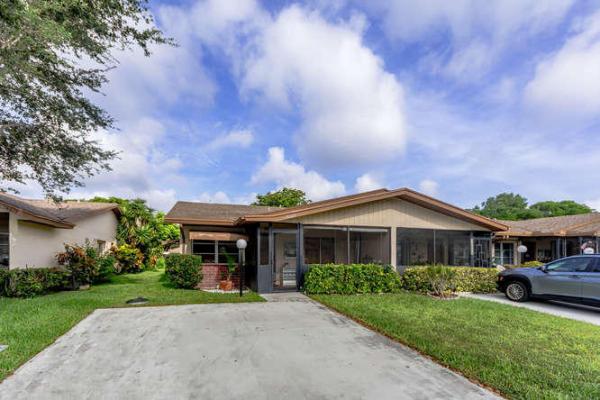 Delray Villas 3, 14609 Lucy Dr, Delray Beach, Florida 33484, image 2