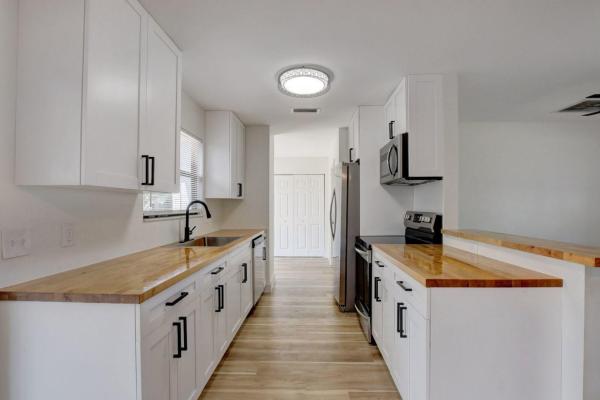 Lee's Crossing, 5546 Barnstead Cir N, Lake Worth, Florida 33463, image 1