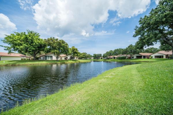 Fairmont Place, 10654 Skyflower Way, Boynton Beach, Florida 33436, image 3