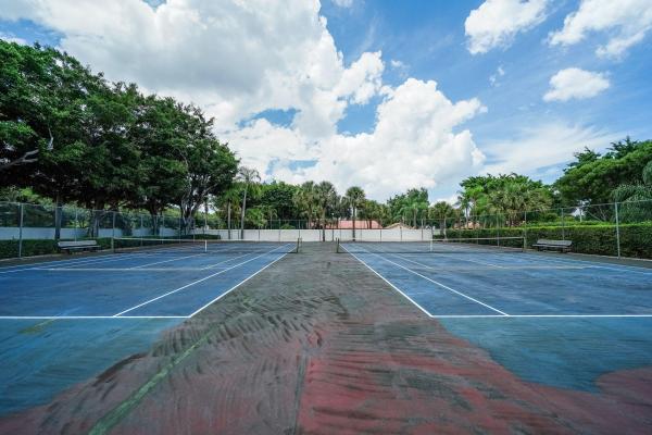 Fairmont Place, 10654 Skyflower Way, Boynton Beach, Florida 33436, image 2