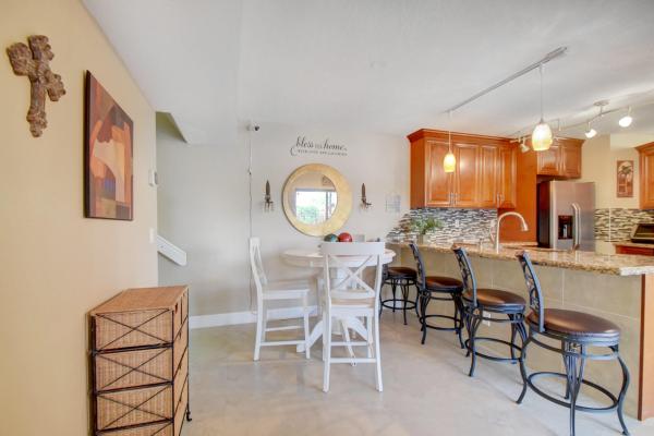 Banyan Lake, 23048 Oxford Pl #A, Boca Raton, Florida 33433, image 2