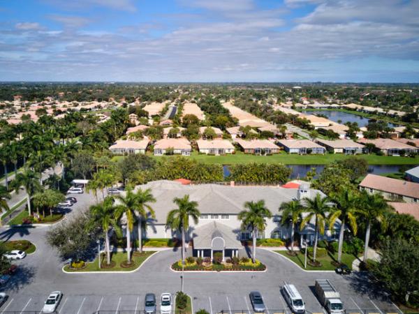 Majestic Isles, 10688 Royal Caribbean Cir, Boynton Beach, Florida 33437, image 2