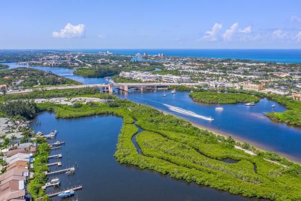 Cape Pointe Of Jonathan's Landing, 3781 Cape Pointe Cir, Jupiter, Florida 33477, image 2