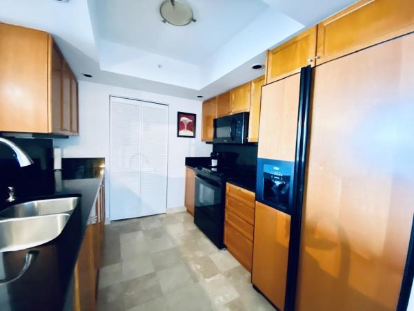 Palmetto Place, 99 SE Mizner Blvd #411, Boca Raton, Florida 33432, image 2