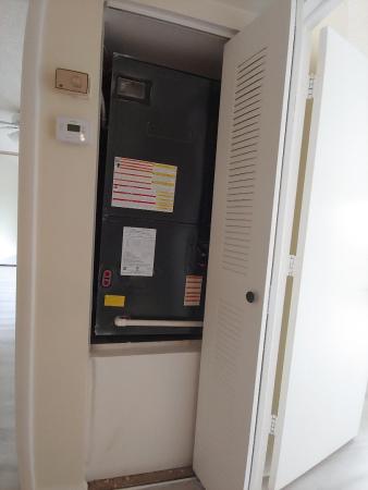 Stamford At Royal Palm Beach, 47 Essex Ct #B, Royal Palm Beach, Florida 33411, image 1