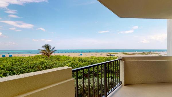 Phoenix Towers, 2800 N Ocean Dr #A2D, Riviera Beach, Florida 33404, image 1