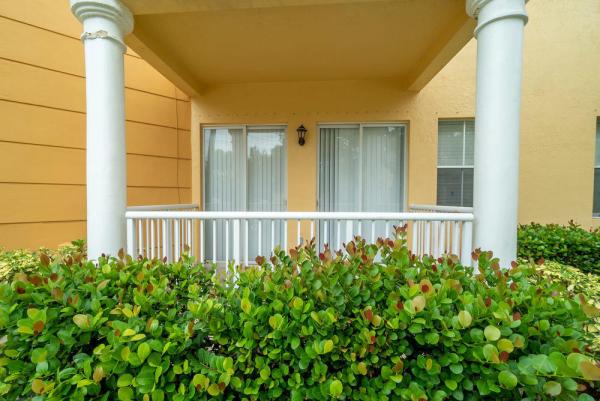 Shoma Courtyards At Royal Palm Beach, 2110 Shoma Dr, Royal Palm Beach, Florida 33414, image 3
