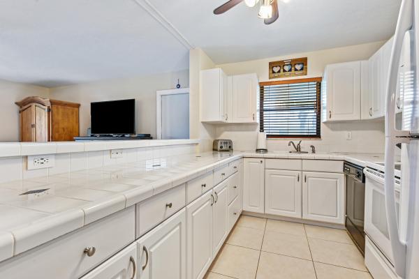 Town & Country Estates, 509 Dotterel Rd #21d, Delray Beach, Florida 33444, image 1