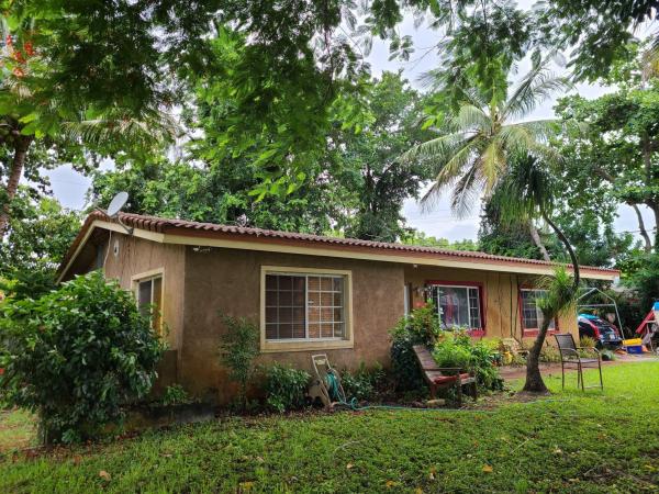 Lake Osborne Estates, 1807 Crest Dr, Lake Worth, Florida 33461, image 1