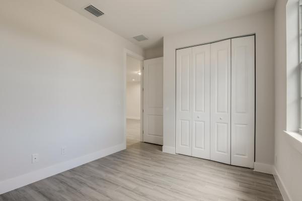 Southern Boulevard Pines, 61 Marie Dr, West Palm Beach, Florida 33415, image 1