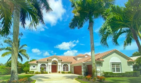 Legend Lake Estates, 4562 Hunting Trl, Lake Worth, Florida 33467, image 1