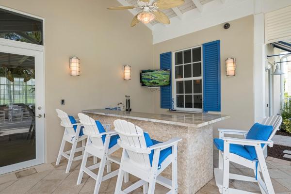 422 Bay Colony Dr N, Juno Beach, Florida 33408, image 1