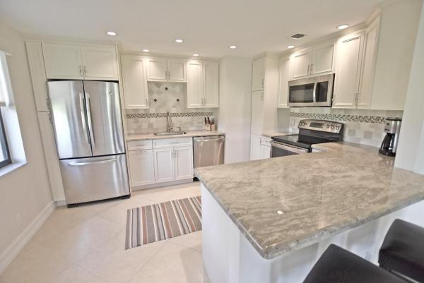 Hibiscus, 10171 Quail Covey Rd, Boynton Beach, Florida 33436, image 2