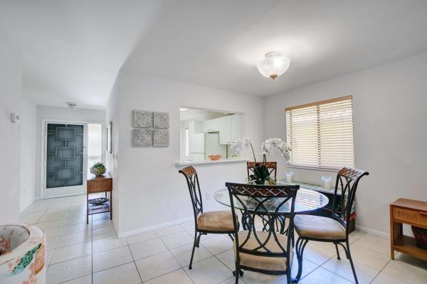 Pelican Pointe At Pelican Harbor, 75 Pelican Pointe Dr #204, Delray Beach, Florida 33483, image 3