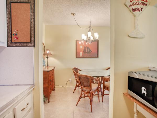 Sterling Village, 170 Horizons E #211, Boynton Beach, Florida 33435, image 1