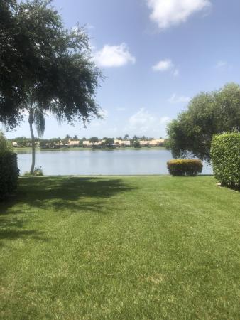 Pelican Key At Wellington's Edge, 10702 Pelican Dr, Wellington, Florida 33414, image 2
