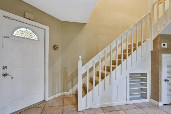 Sea Brook Place, 211 Seabreeze Cir, Jupiter, Florida 33477, image 2