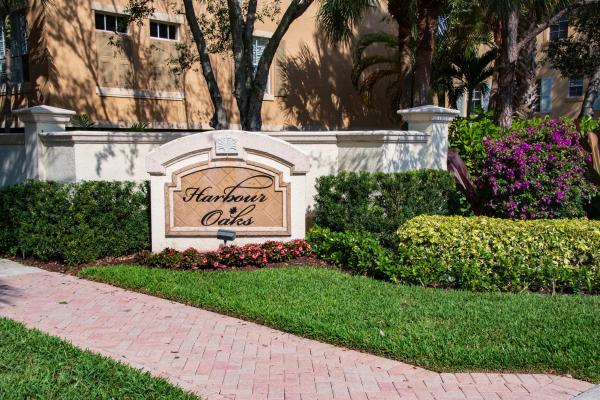 Harbour Oaks, 2572 Gardens Pkwy, Palm Beach Gardens, Florida 33410, image 2