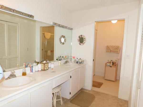 1715 Mariners Cv #6, Fort Pierce, Florida 34950, image 1