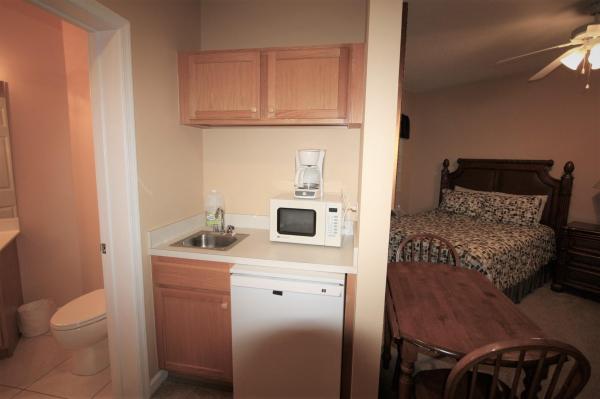 Castle Pines, 8310 SW Mulligan Cir, Port St. Lucie, Florida 34986, image 2